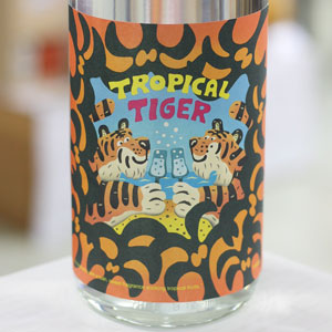 画像1: 25°TROPICAL TIGER(トロピカル タイガー) 1.8L